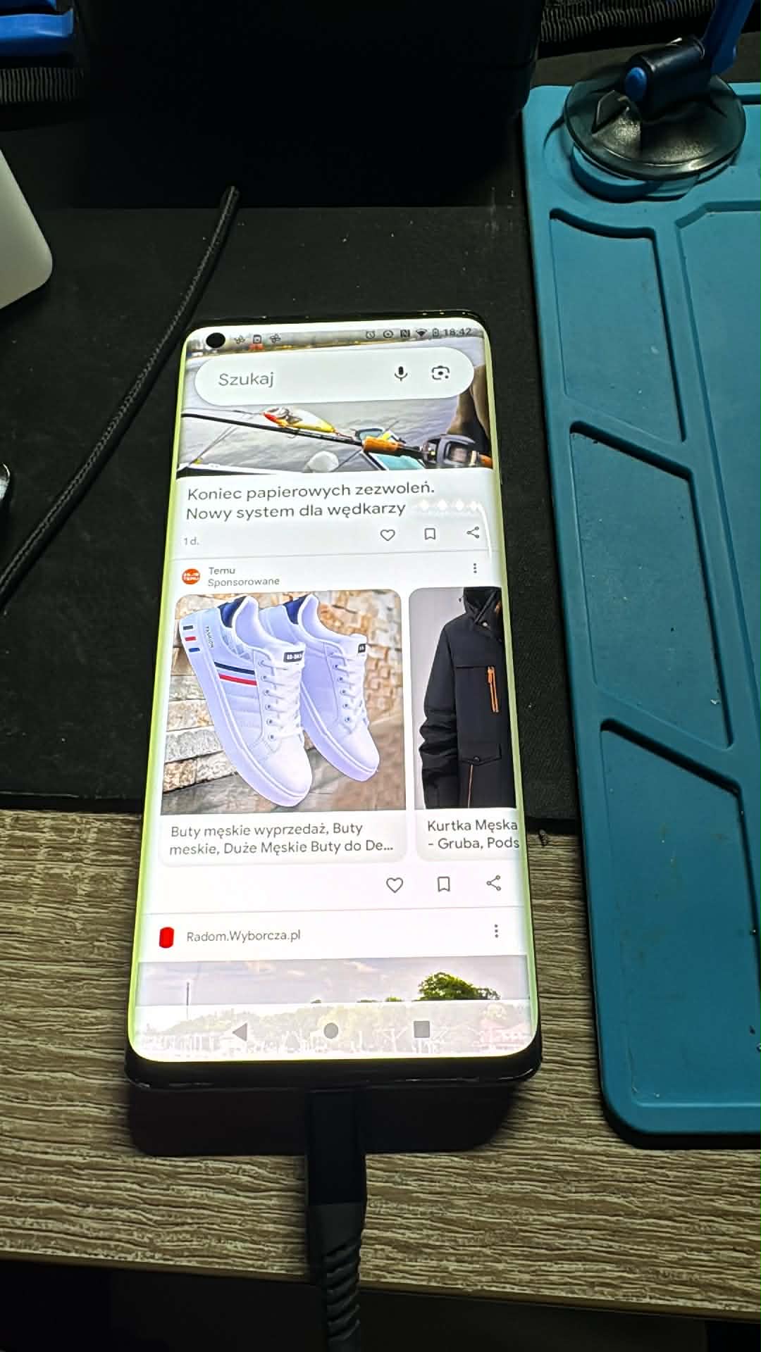 Wymieniony i naprawiony wyświetlacz telefonow Motorola Edge XT2063